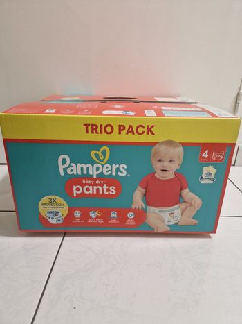 126 couches taille 4 pampers pants