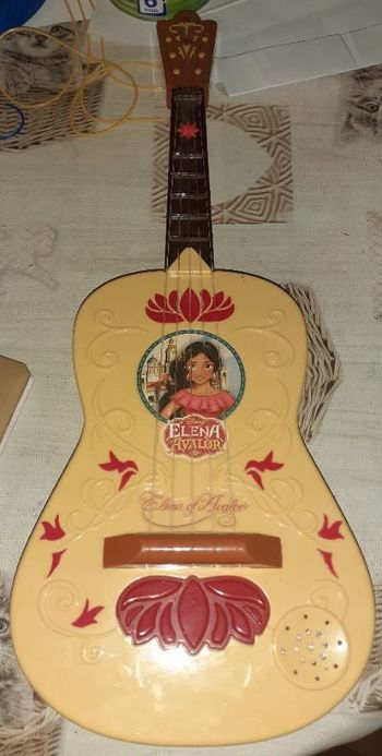 Guitare Elena d Avalor Disney