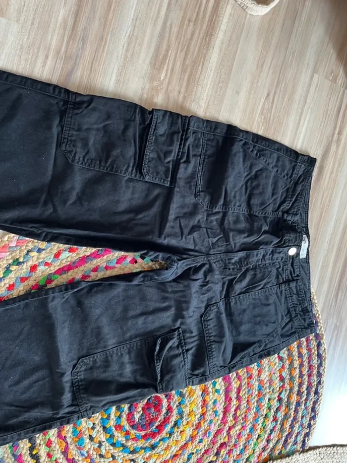 Pantalon cargo noir - photo numéro 2
