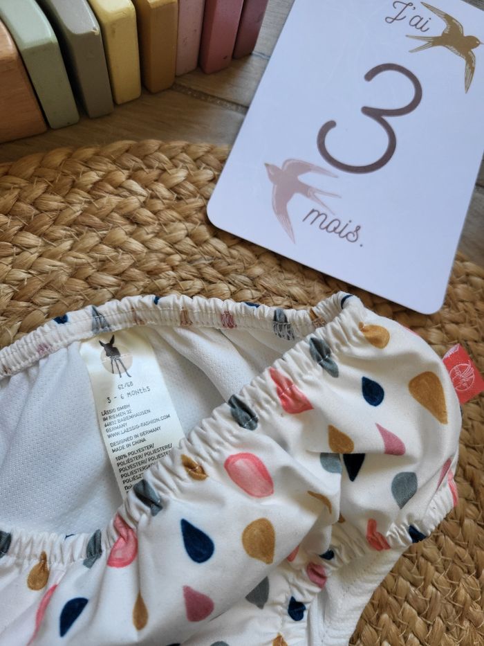 🌸Couche de bain bébé fille 3 - 6 mois 62 / 68 cms - photo numéro 4