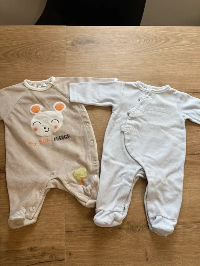 pyjama 1 mois - photo numéro 2