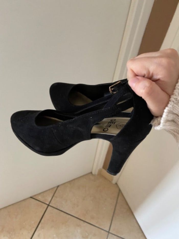Escarpins noir à talon