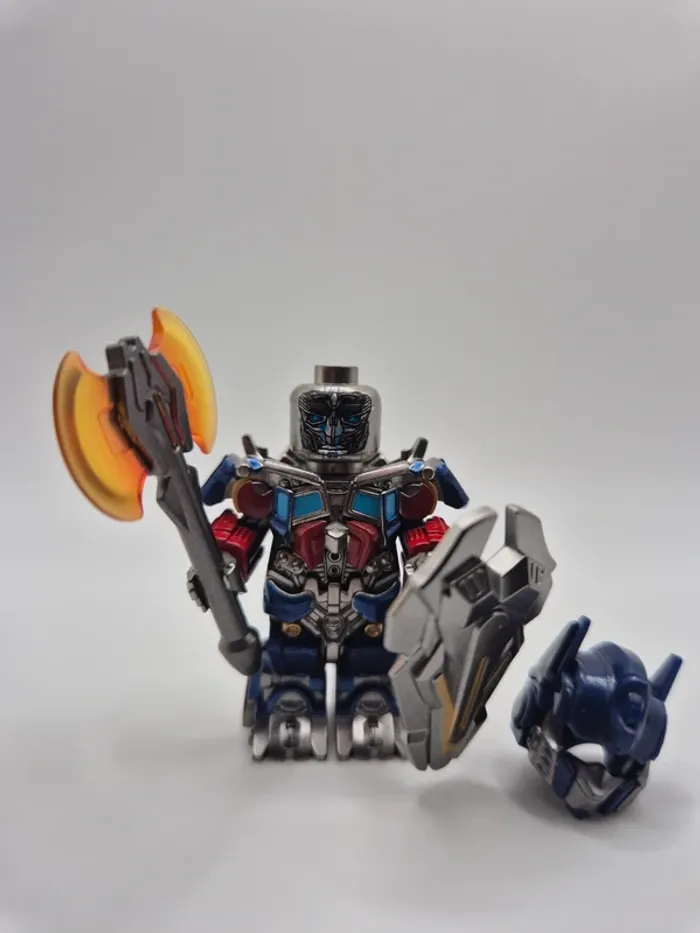 Figurine type lego custom Optimus Prime Transformers avec boîte individuelle et lumière - photo numéro 2