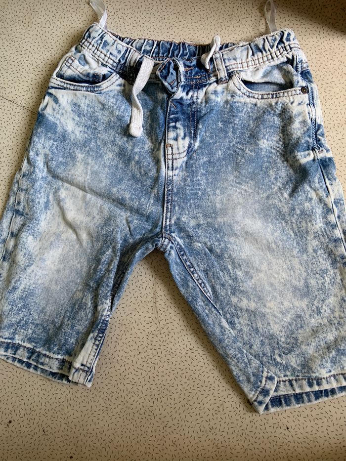 Bermuda jean 164cm/14 ans marque Zeeman