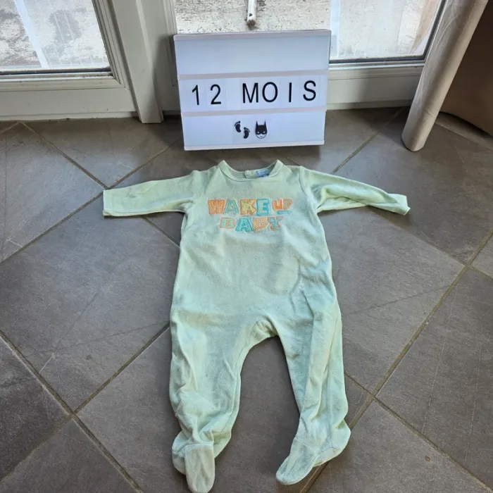 Lot vêtements 9 et 12 mois - photo numéro 9