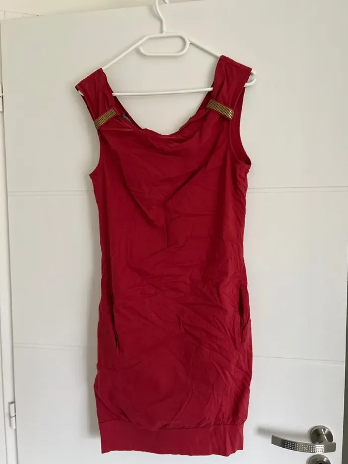 Robe rouge
