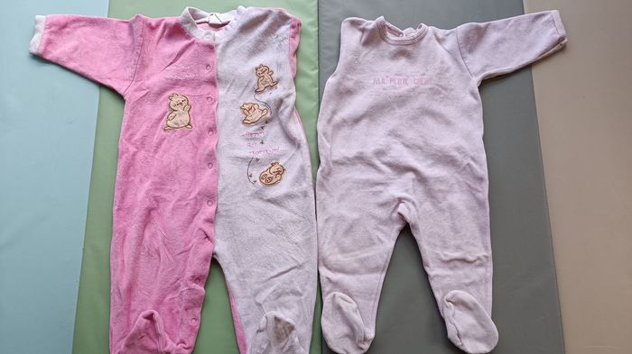 Lot 7 pyjamas chauds 12 mois - photo numéro 2