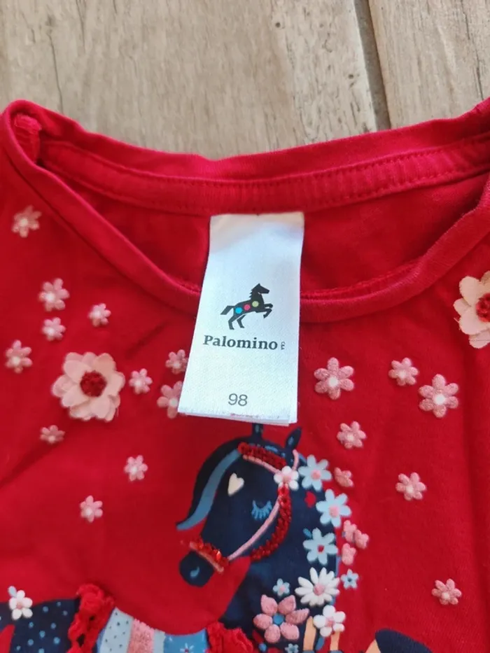 Pull rouge cheval taille 3 ans - photo numéro 4
