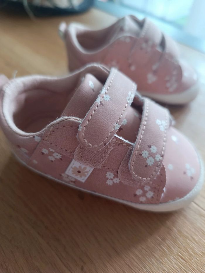 Chaussures bébé 9-12mois