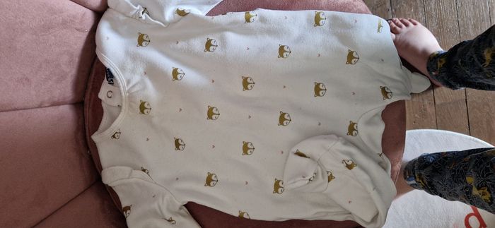 Pyjama taille 6 mois - photo numéro 2