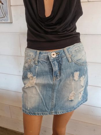 Mini jupe déchirée T36-38