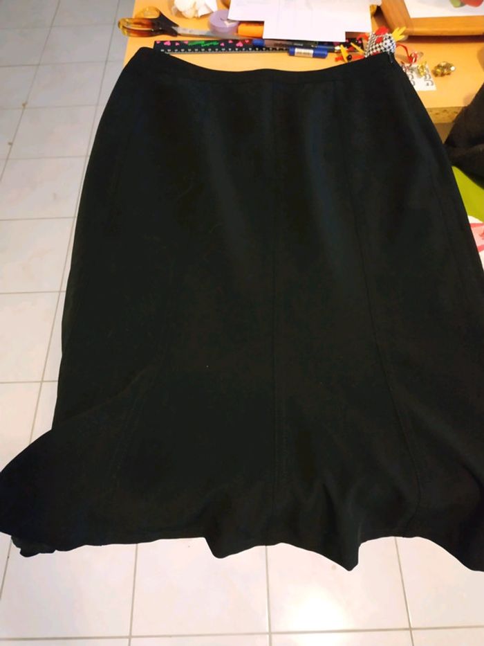 Jupe Gérard Darel T 40 noire tulipe neuve