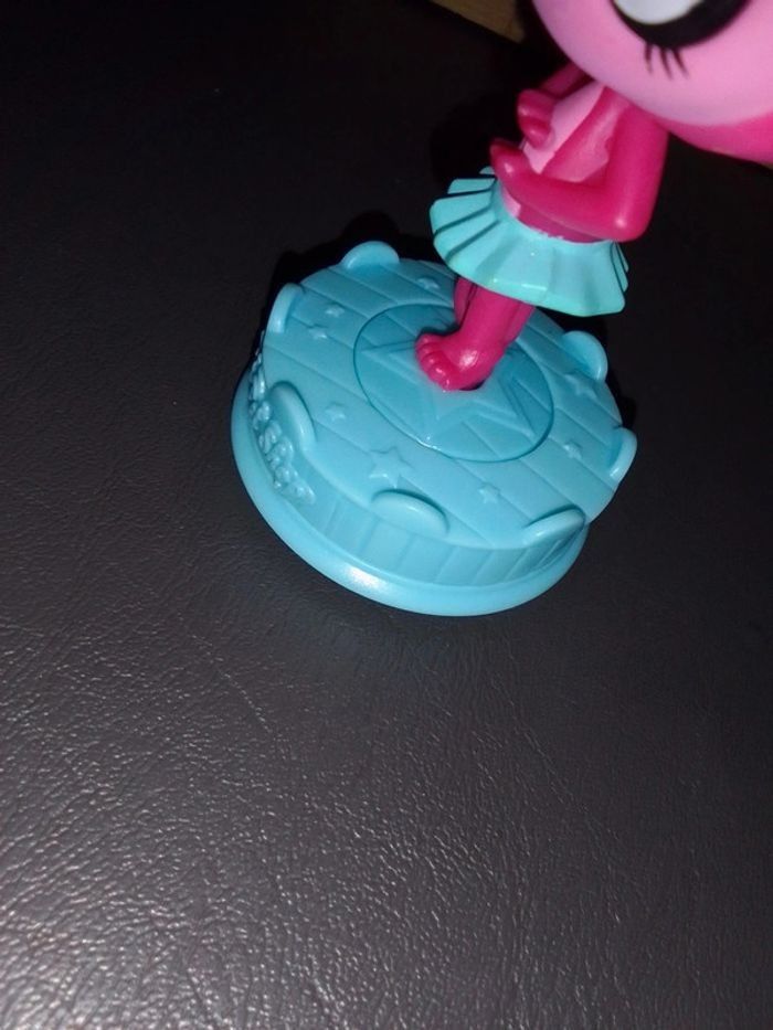 Figurines qui tourne 1€unité - photo numéro 3