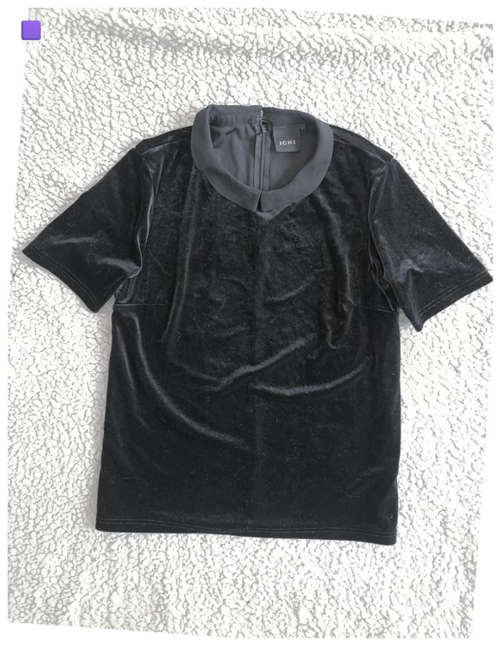 Haut noir touché style velours très doux ICHI à manches courtes et col rond vintage