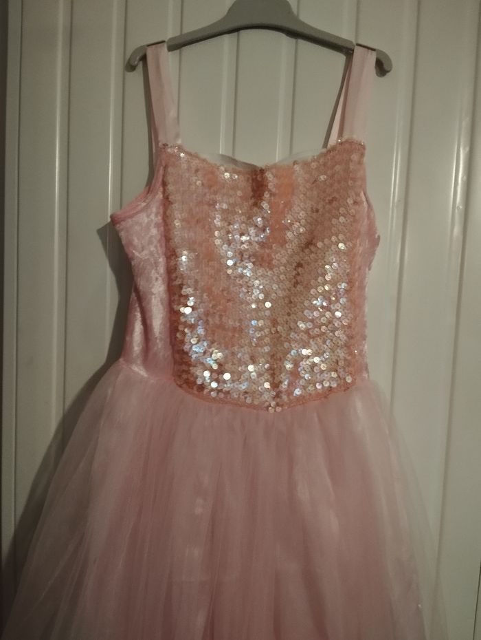 Déguisement robe de princesse 11-12 ans - photo numéro 2