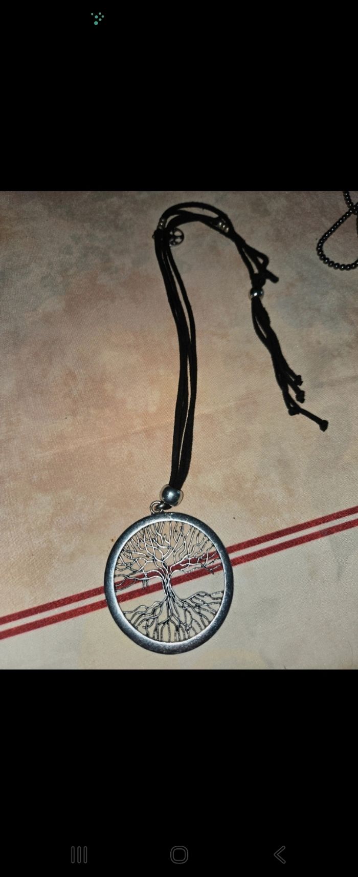 Collier fantaisie