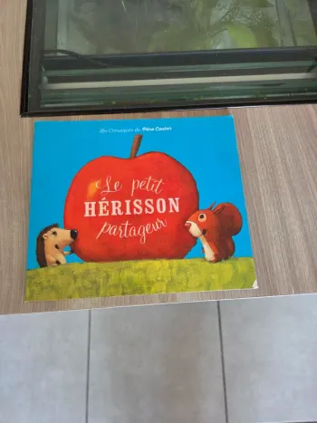 Livre le petit hérisson partageur