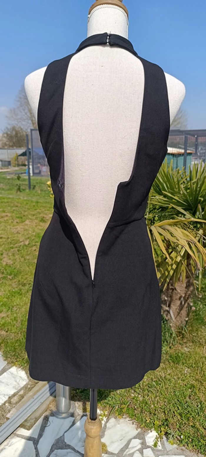 Robe Zara taille M dos ouvert noire - photo numéro 6