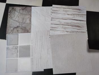 Lot de 12 feuilles recto verso cartonnées 30 x 30 cm #105