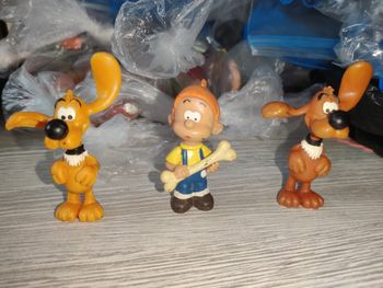Anciennes figurines boule et Bill