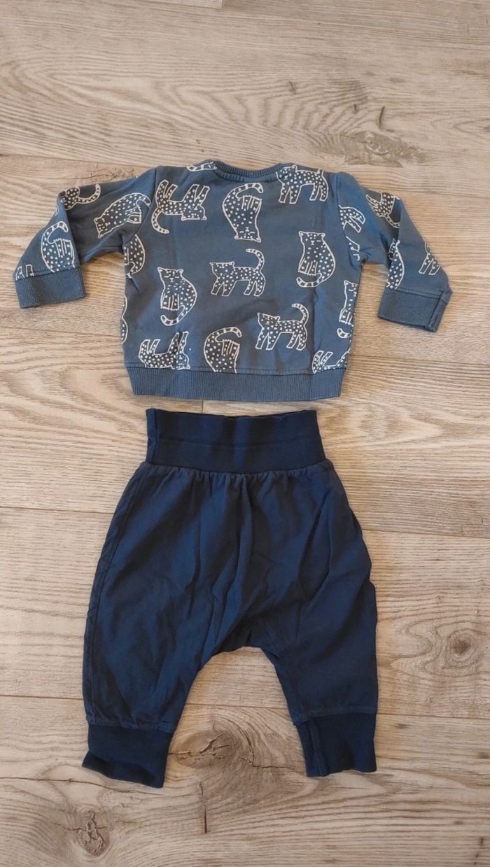 Ensemble bébé - photo numéro 2