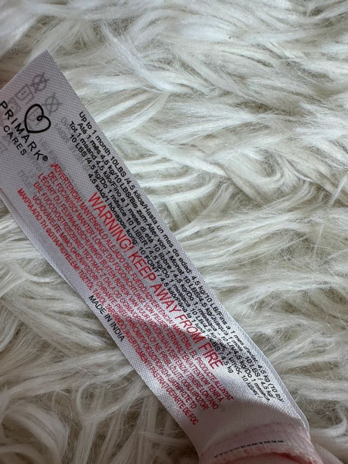 Lot de 2 bodies rose Primark taille 0-1 mois - photo numéro 4