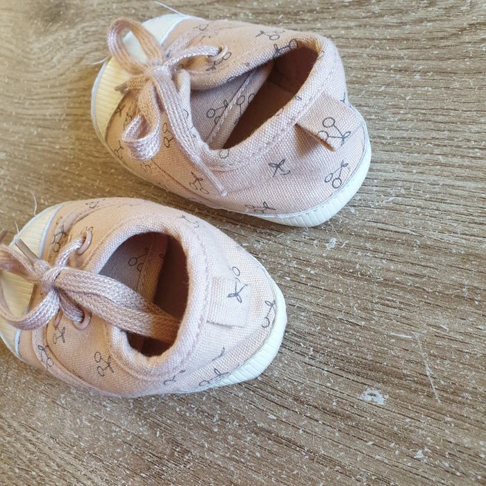 🩷 Baskets en toile à lacets Kiabi pointure 18 #emyfleury_pointure18fille - photo numéro 4