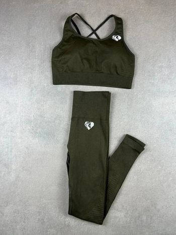 Ensemble Women's Best Seamless Set - Sports Bra + Leggings Gym Outfit | kaki | Size S | Women #