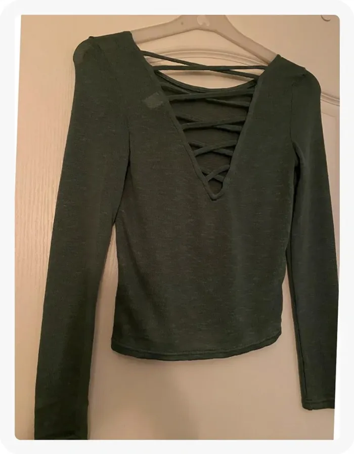 Top dos nu vert sapin H&M - photo numéro 2