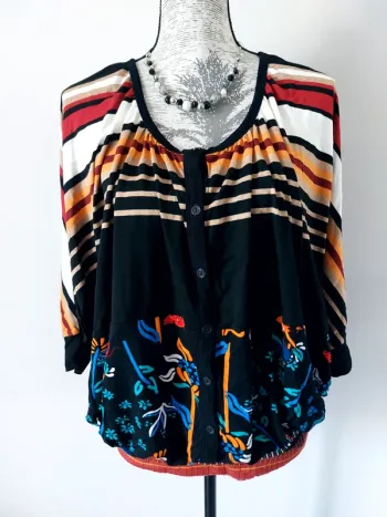 Haut Desigual