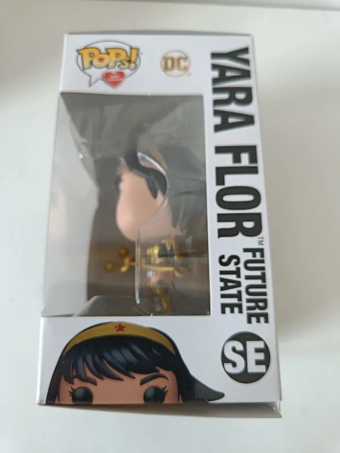 Funko Pop  Wonder Girl Future State Yara Flor DC Comics  (SE) - photo numéro 2