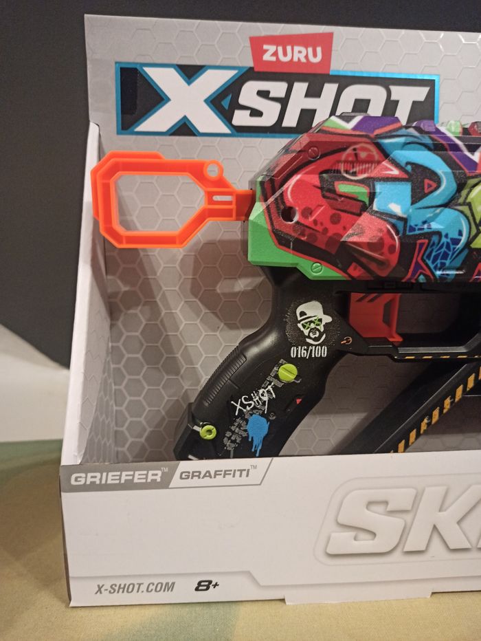 X shot zuru skins graffiti - photo numéro 2
