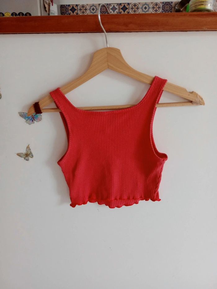 Crop top s rouge avec soleil c 81 - photo numéro 8