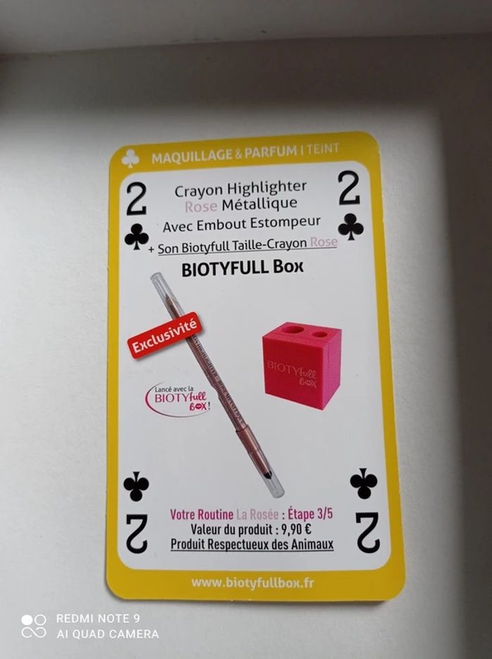 Crayon highlighter Bio rose métallique et embout estompeur + taille crayon, NEUF - photo numéro 5