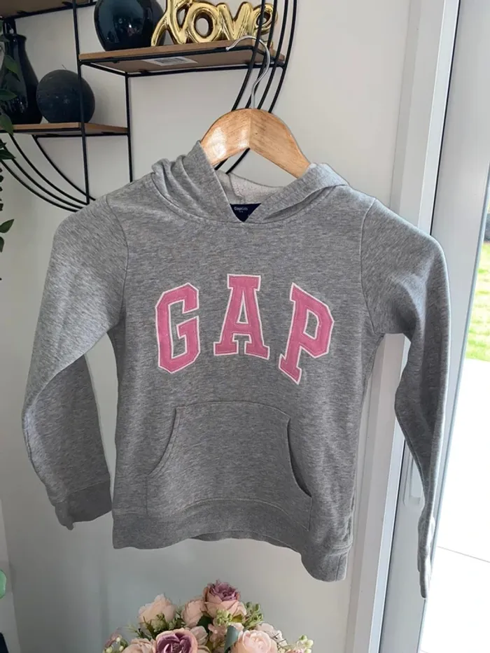 Sweat gap taille 8 ans