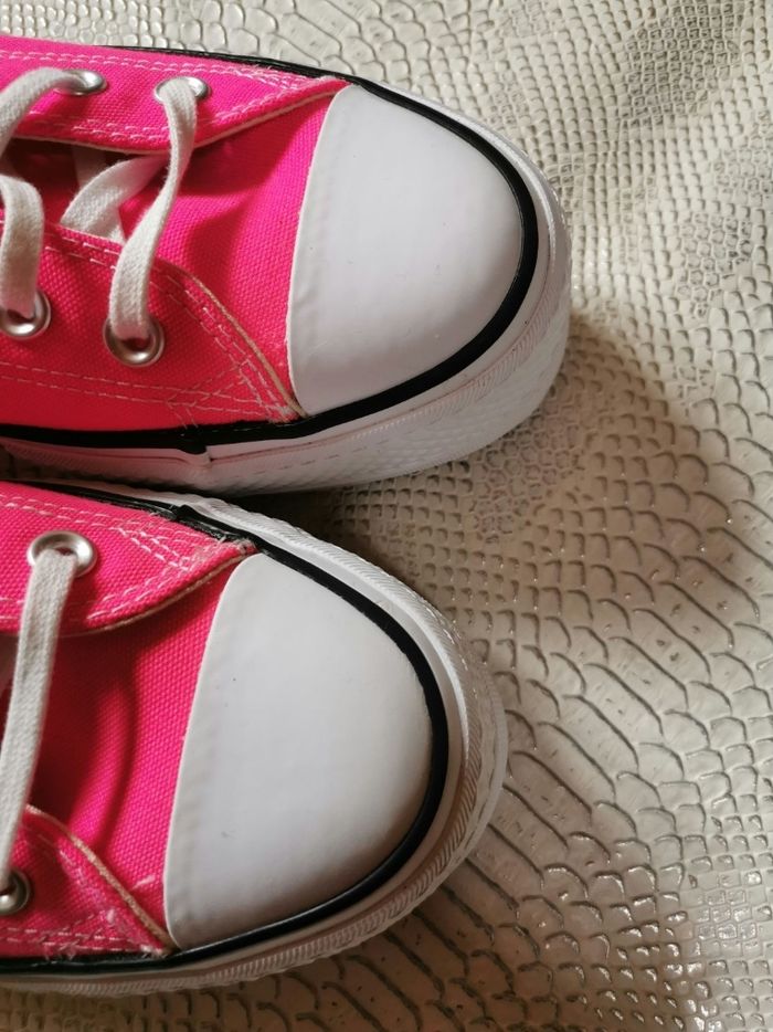 Baskets Converse basses rose fluo T40 - photo numéro 3