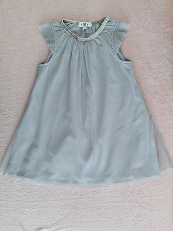 Robe de fête en tulle gris clair à paillettes manches volant 3 ans