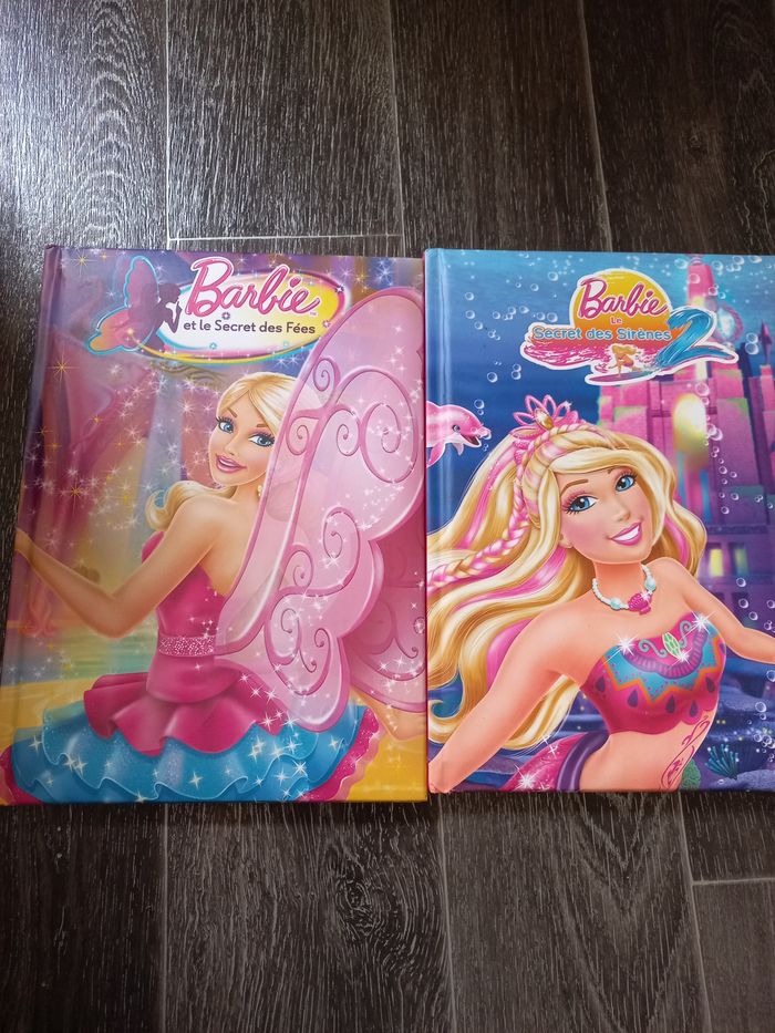 Lot 2 grand livres barbie sirène fée