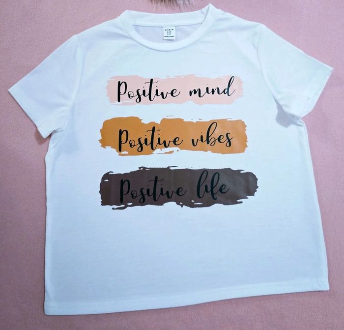 Joli tee-shirt - photo numéro 2