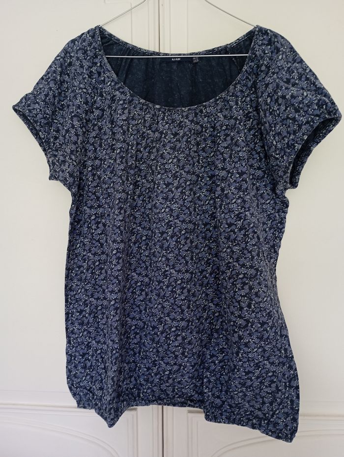 Tee shirt manches courtes
taille 50/52