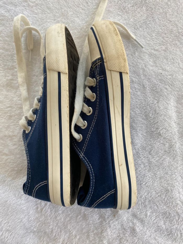 Chaussure T. 34 - photo numéro 6