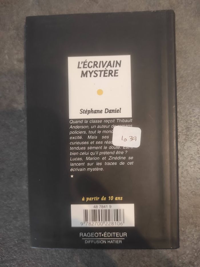L'écrivain mystère Stéphane Daniel Rageot Cascade Policier 2002 - photo numéro 3