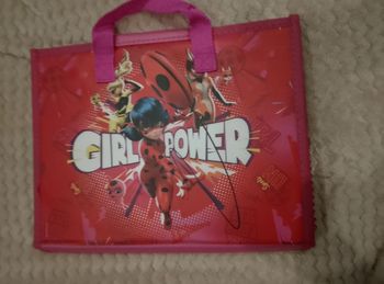 Sacoche, sac transportable - Chat noir et Lady Bug Miraculous