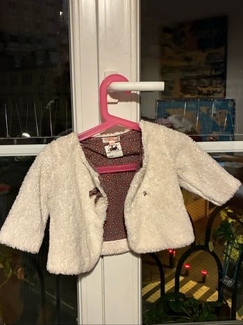Petit manteau tout doux mi-saison taille 6 mois