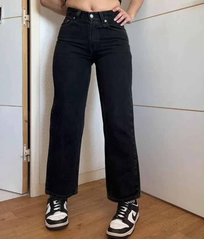 Jean Levi’s femme 550 Relaxed Fit W26 L28 S/36 Gris anthracite noir Mexico US rare y2k 2000s