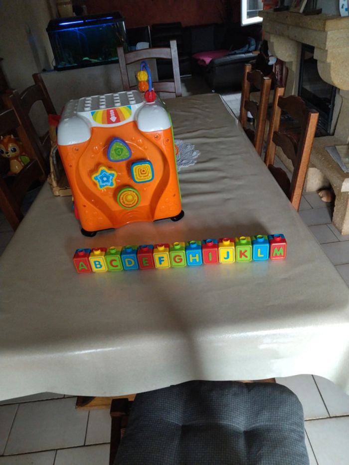 Maxi cube multi activités VTech