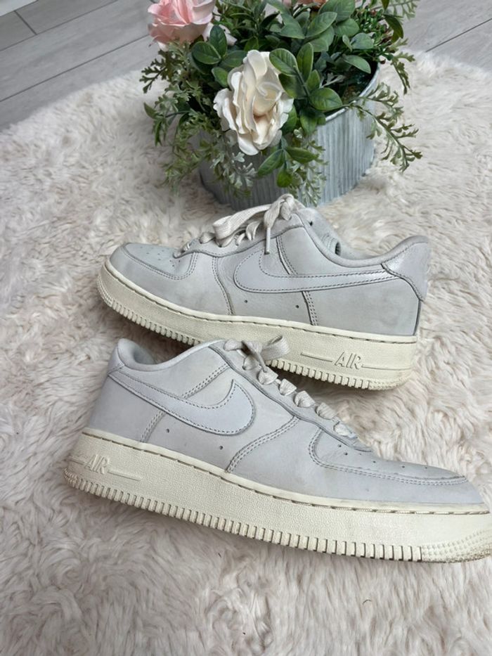 Nike Air force 1 impeccable - photo numéro 11