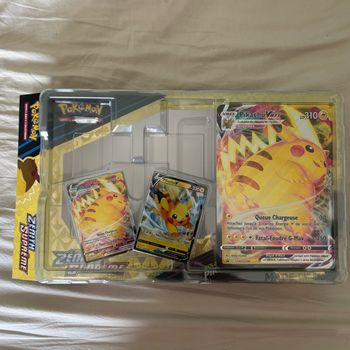 Coffret pikachu V Max