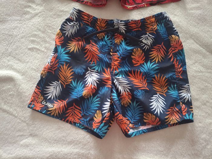 Lot maillot de bain 8 ans - photo numéro 2
