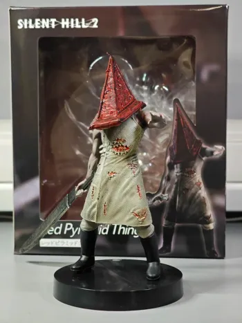 Figurine Silent Hill Pyramid head 18cm Neuve en boîte